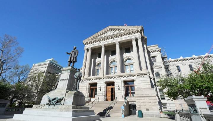 Indiana House Democrats and protesters fail to stop GOP redistricting effort from moving forward