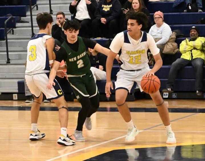 Photo Gallery of the News Haven vs. Clawson boys basketball game