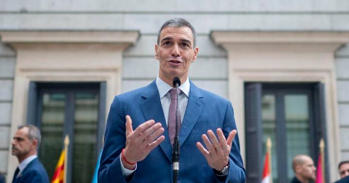 Sánchez rechaza que el PSOE lleve a Paco Salazar a la Fiscalía: "Deben ser las denunciantes"