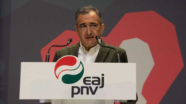El PNV exige a Sánchez que "detenga la hemorragia de escándalos" o convoque elecciones