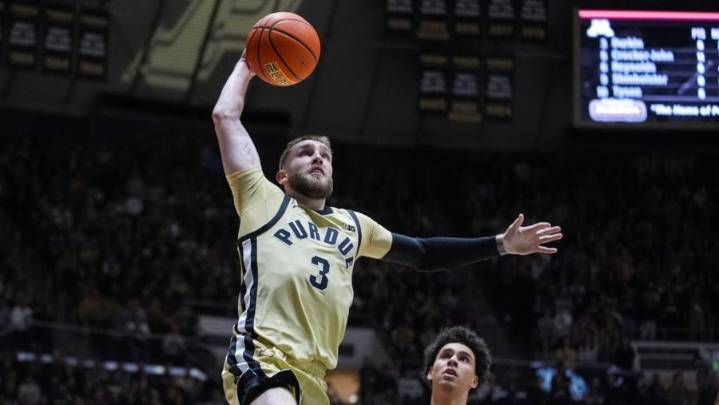 Smith, Kaufman-Renn help Purdue get back on track