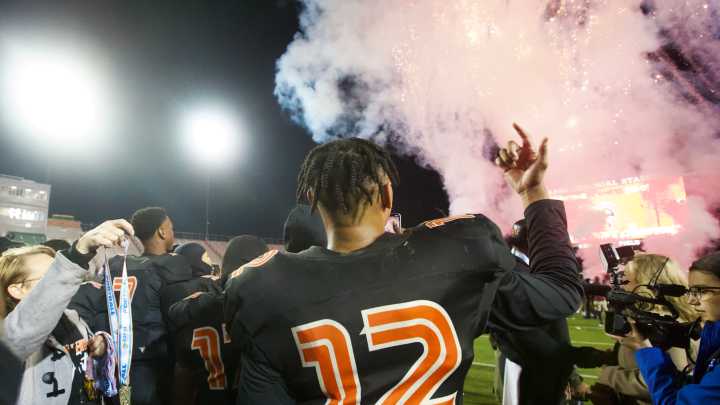 Follow along with Hawthorne football FHSAA Rural State Championship game here