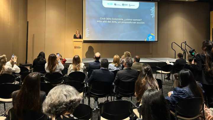 Colombia alcanza un 25,6 por ciento de mujeres en juntas directivas, pero sigue por debajo de economías como Reino Unido, Noruega y Francia