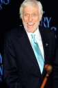 Dick Van Dyke celebra su 100 cumpleaños con la proyección de un documental sobre su vida