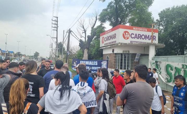 La Tablada: cerró un mayorista y 60 trabajadores pelean por su fuente laboral