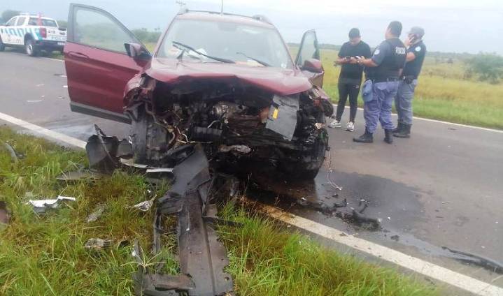 Un muerto y dos heridos dejó como saldo un choque en la ruta 11