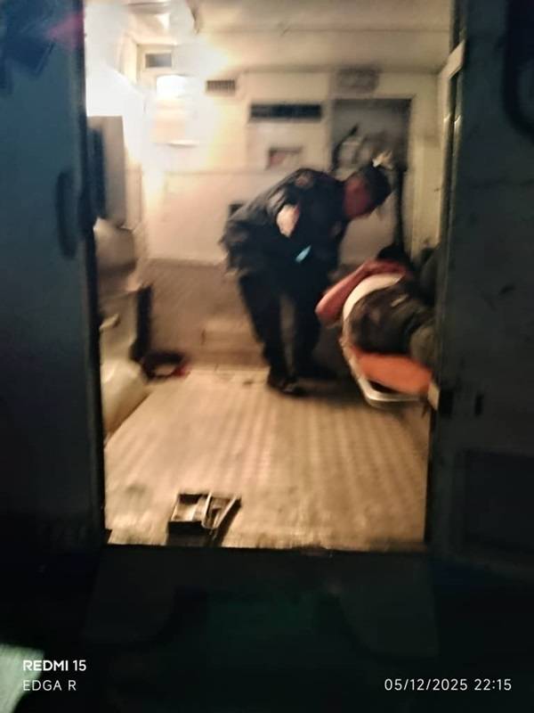 Dos jóvenes lesionados en colisión de motos en frontera