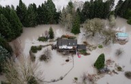 Residents rescued amid record WA flooding, hope for relief