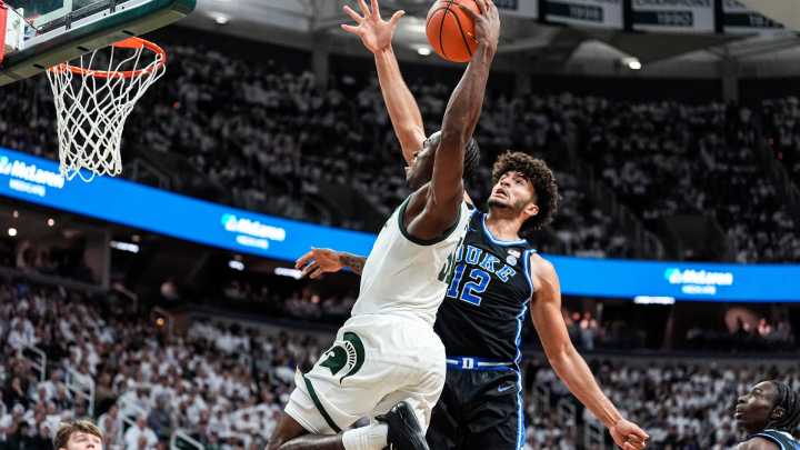 Michigan State flummoxed by Duke zone, Spartans wilt 66