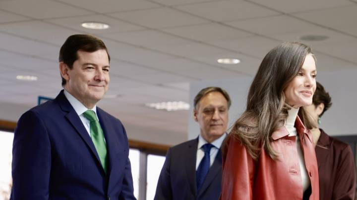 La reina Letizia llama en Salamanca a “cambiar de mentalidad” respecto a las personas con discapacidad