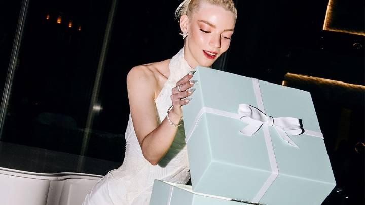 How Department Stores Are Warming Up a Chilly Holiday Season