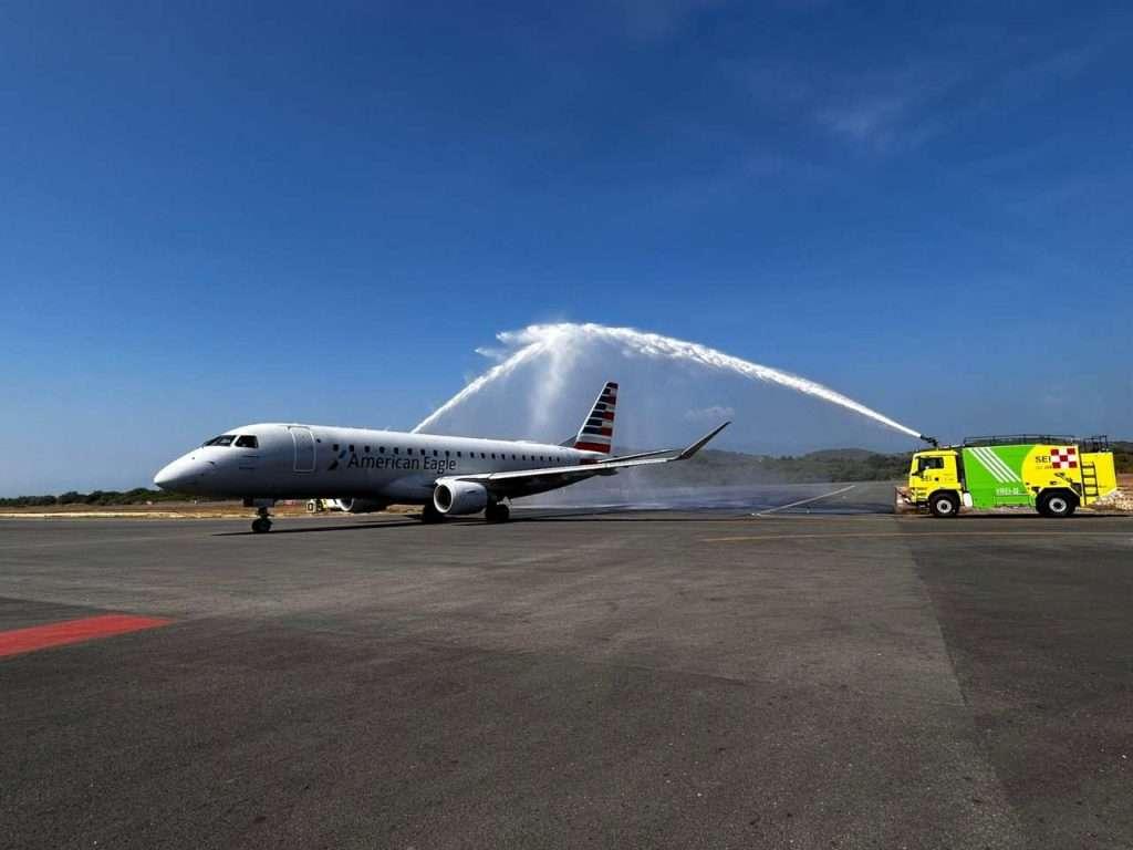 American Airlines inauguró el vuelo Dallas Fort Worth