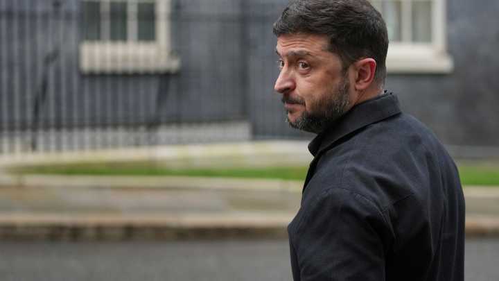 Zelenski envía su contrapropuesta a Trump y por primera vez abre la puerta a un referéndum sobre la cesión de territorios