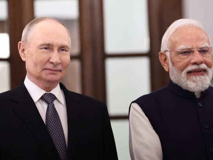 How India plans to continue buying Russian oil despite sanctions