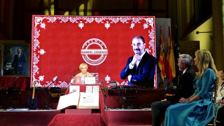 Aragón rinde homenaje a Lambán: “no entendía de equilibrismos”