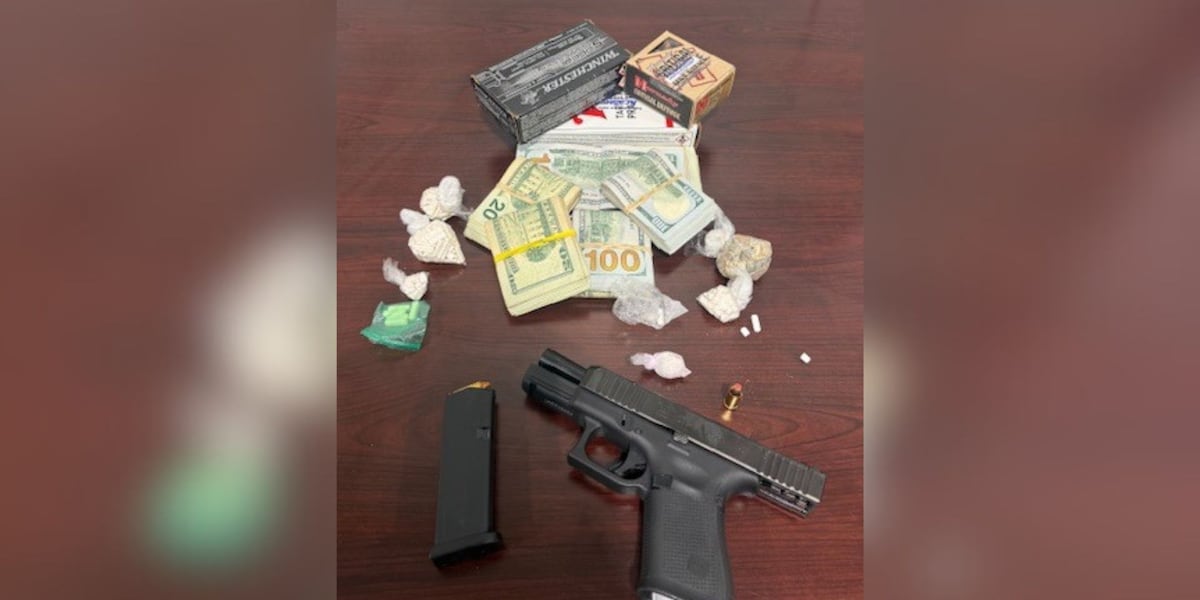 Felon reportedly found with gun, drugs, thousands in cash during Nashville arrest, police say