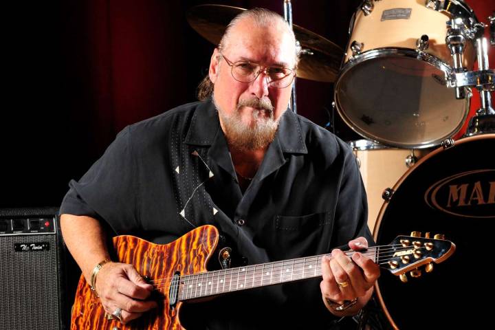 Steve Cropper Dead: Booker T. and the M.G.'s and Blues Brothers Guitarist Was 84