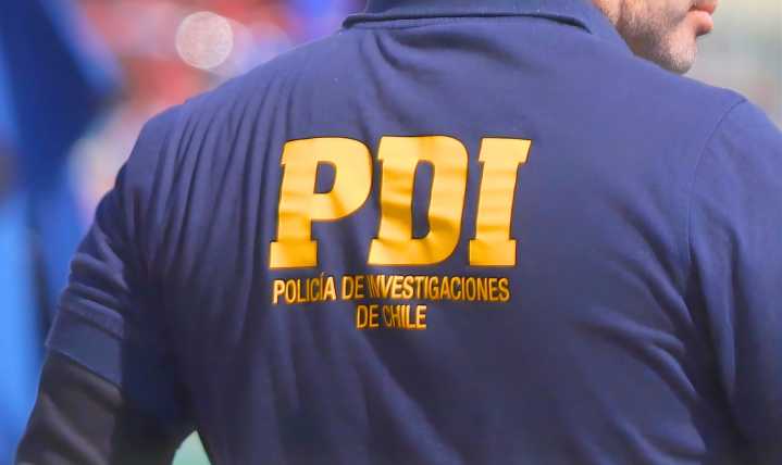 Exfuncionaria de la PDI que quedó parapléjica recurre ante a la justicia: Acusa una "omisión ilegal" de la policía antes de su retiro por invalidez