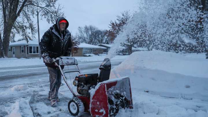 Green Bay area digs out from latest snow storm