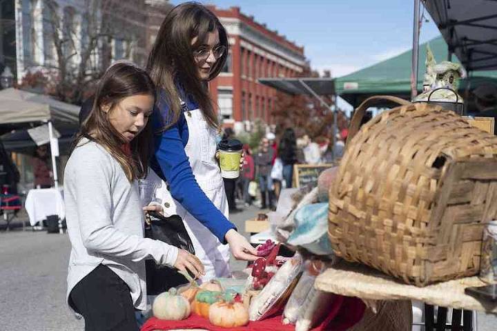 Downtown Fayetteville streets will be closed during next three Saturdays for Holiday Market