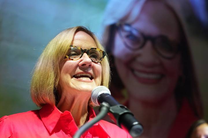 Miami elige a la primera alcaldesa demócrata en casi tres décadas