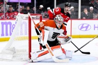 Deadspin | Owen Tippett (2 goals), surging Flyers hold off Devils