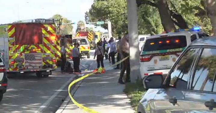 Dead man found floating in Northwest Miami-Dade canal, deputies say