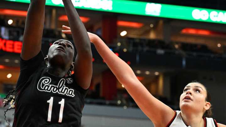 Why Dawn Staley expects Madina Okot to dominate more like she did vs Louisville