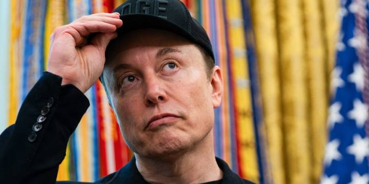 Forget the four-day workweek, Elon Musk predicts you won’t have to work at all in ‘less than 20 years’