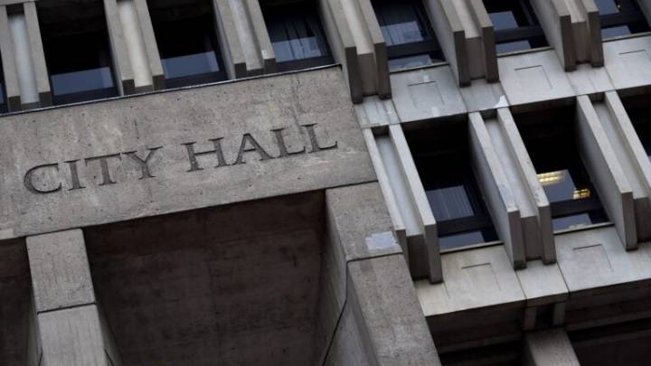 Unknown intruder steals multiple wallets from City Hall offices