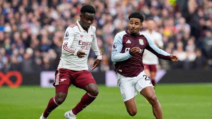 Aston Villa dio el golpe, venció a Arsenal sobre la hora y encendió la Premier League