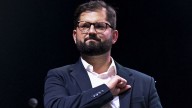 Gabriel Boric promete un traspaso de poder "fácil y ordenado" y entregará "un país en marcha"