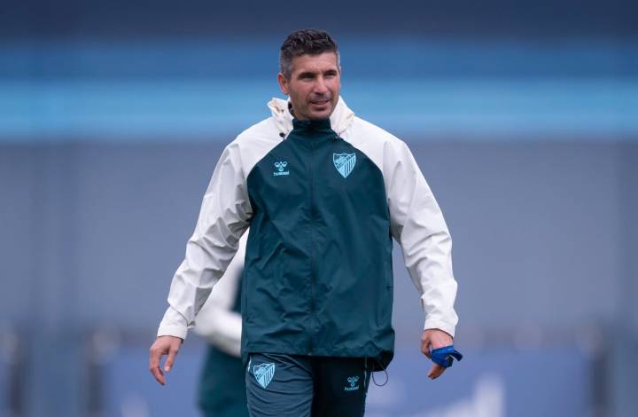 Funes pide "máxima solidez" para resistir el arranque del Albacete