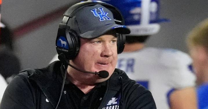 Kentucky fires SEC's longest-tenured coach in Mark Stoops