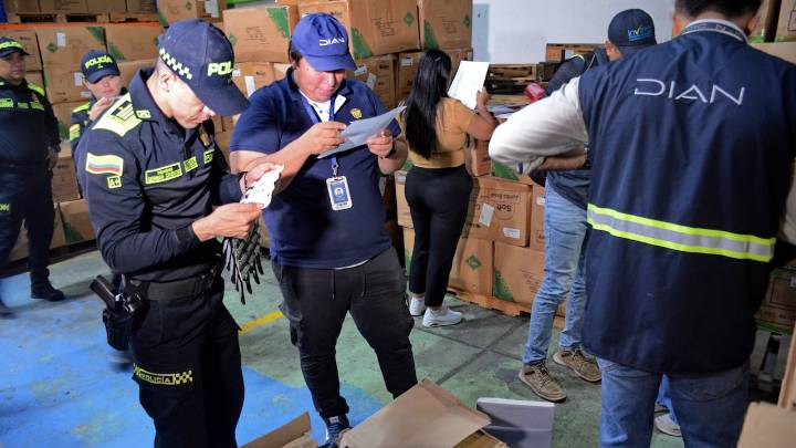 Dian toma medidas por contrabando en temporada decembrina: se alistan 300 funcionarios