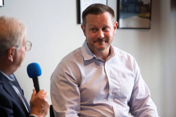 Ryan Silverfield Announces Arkansas Master Plan After Promising to Outclass 8x Super Bowl-Winning HC Ryan Silverfield lays out his Arkansas master plan, leaning on NFL experience and promises to outdo