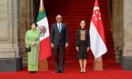 México formaliza embajada de Singapur en Palacio Nacional