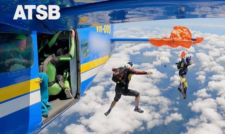 FOTOS: El terror que pasó este paracaidista en las alturas cuando quedó colgado en avión