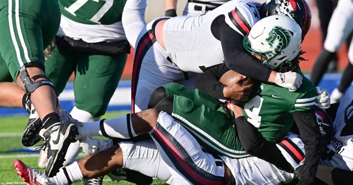 Hannibal rolls past St. Mary's to reach Class 4 football state title game