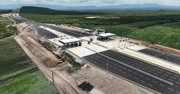Nueva autopista recortará 3 horas el trayecto a la frontera