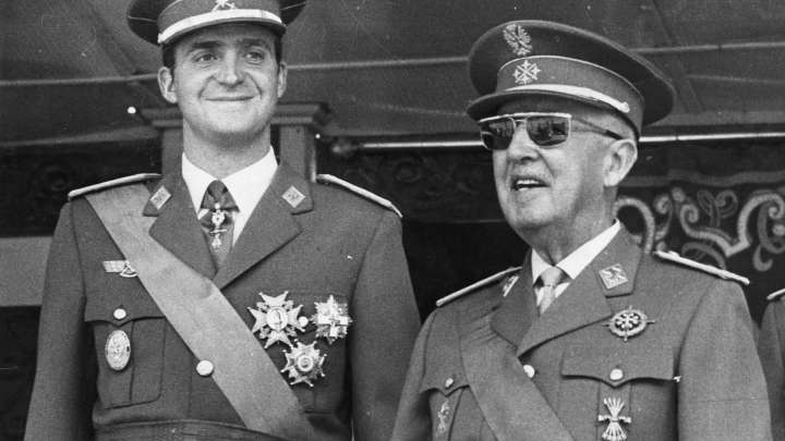 De la dictadura a la democracia