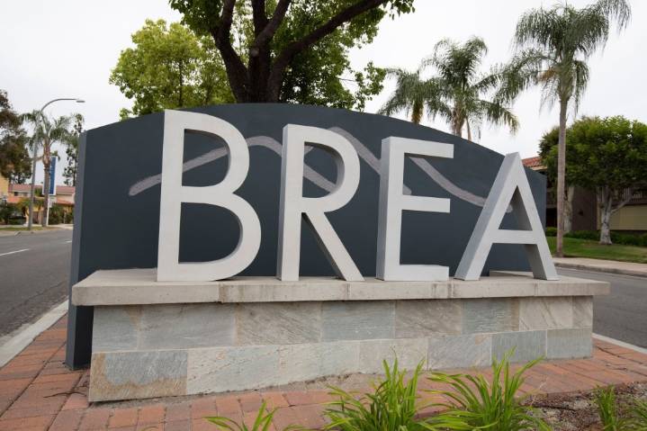 Daxon: Brea has a mayor, another new business coming soon