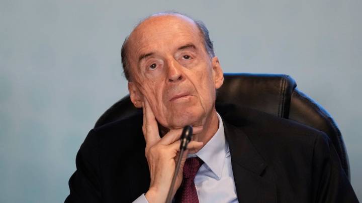 Álvaro Leyva Durán no aceptó los cargos que le imputó la Fiscalía por el lío de los pasaportes