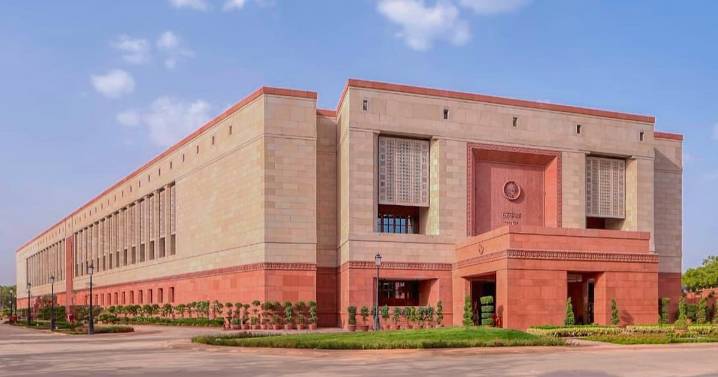 LIVE | Winter Session Day 10: Congress claims Amit Shah lied in LS speech; Rahul meets with party MPs