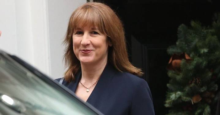 Rachel Reeves ‘caught red-handed’ as GB News star says Labour ‘about to implode'