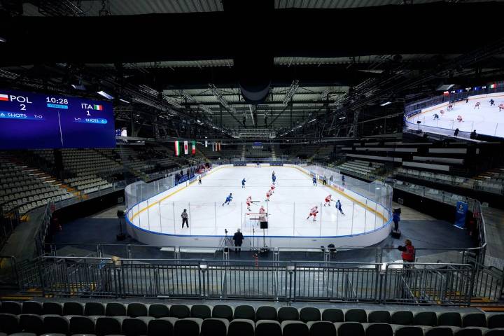 Olympic officials acknowledge hockey arena delays but say smaller rink 'exactly what it should be'