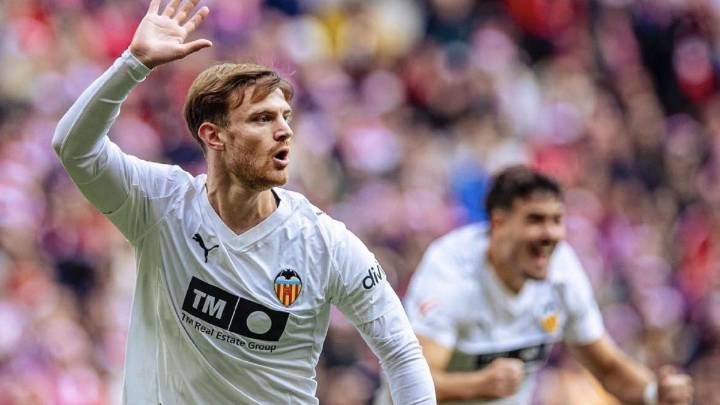 El golazo de Lucas Beltrán para el empate parcial de Valencia vs. Atlético Madrid