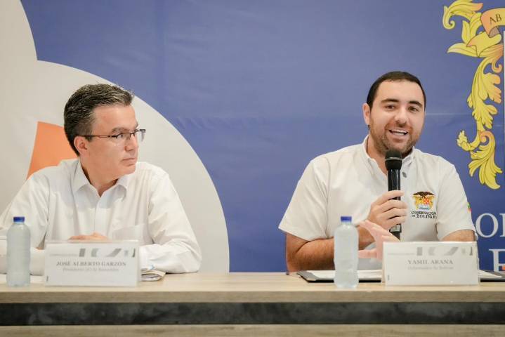 Gobernación de Bolívar y Bancóldex desembolsaron créditos por $5.722 millones
