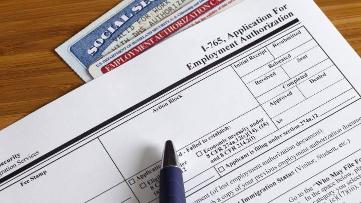 USCIS reduce duración de autorización de trabajo para varias categorías