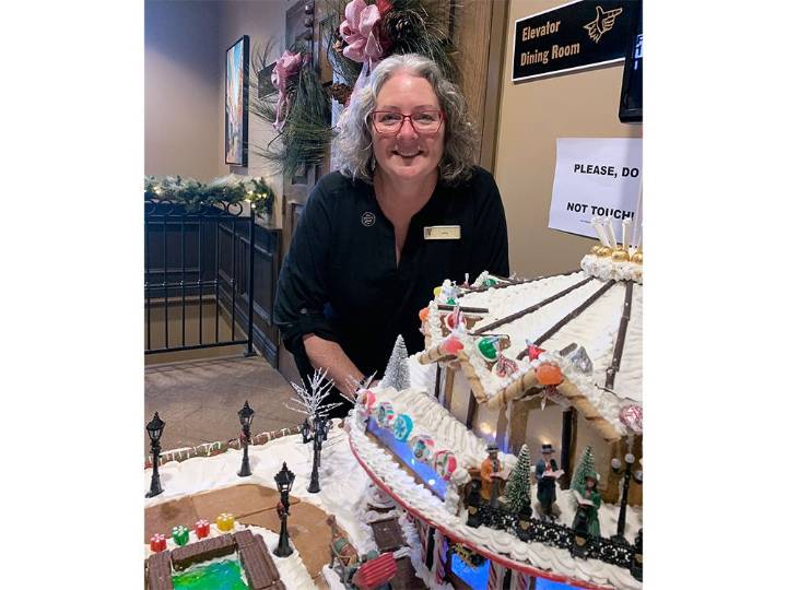 A sweet gingerbread tribute to the Stratford Festival Theatre